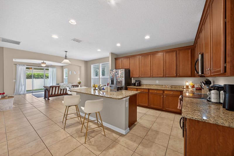 Photo 9 of 12118 Wynnfield Lakes Cir, Jacksonville, FL 32246, photographed by Megapixeler