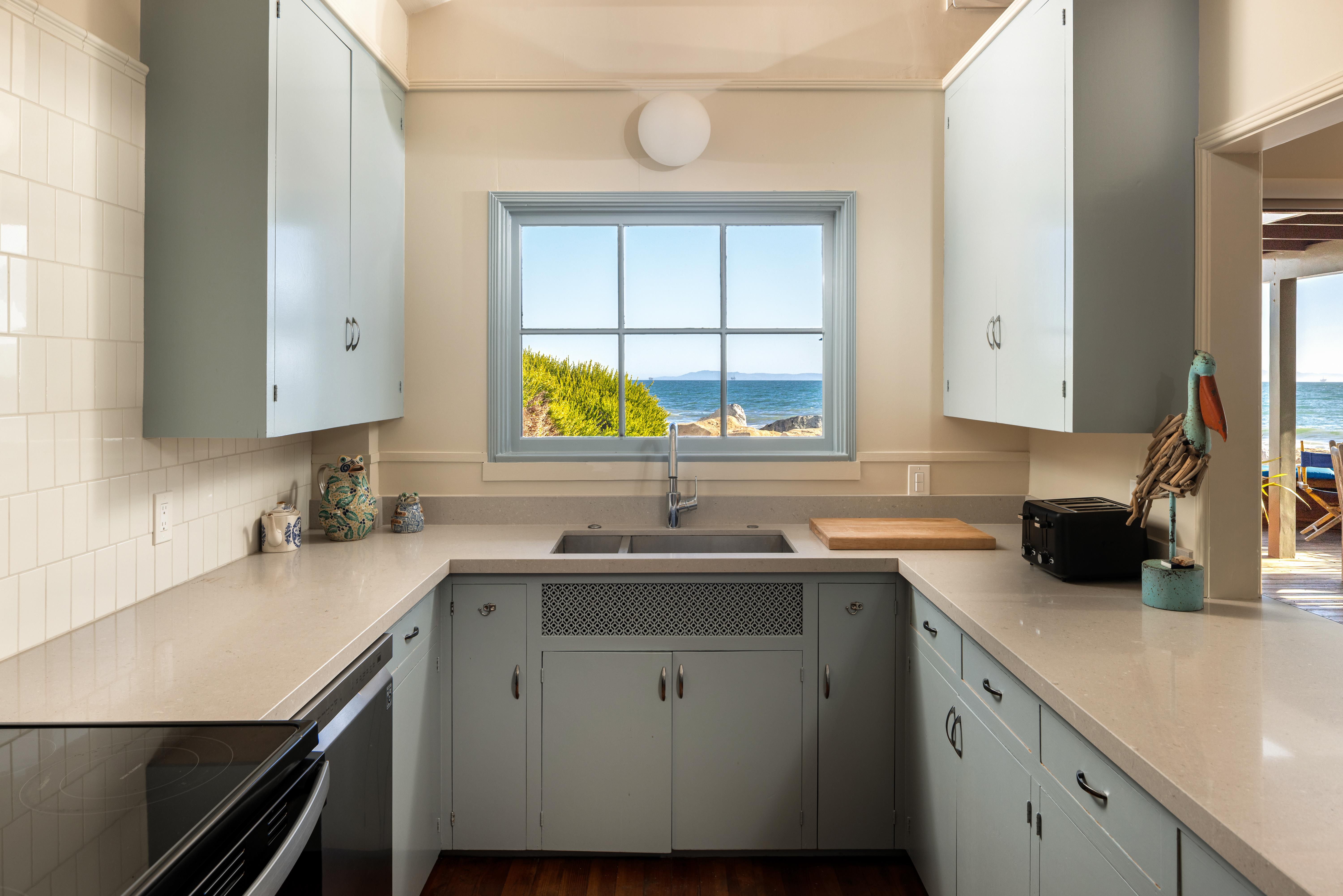 Virtual real estate photography of oceanfront bedroom at 3581 Padaro Ln, Carpinteria — professional real estate photography by VirTour Media
