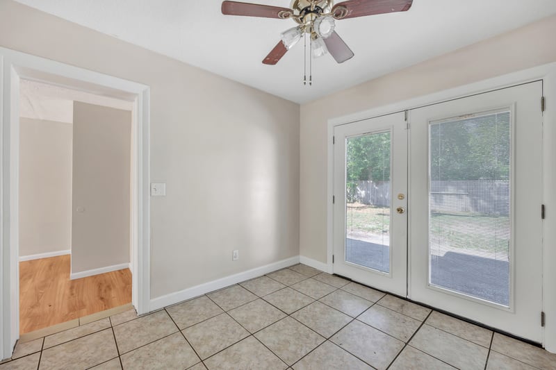 Photo 7 of 2930 Wycombe Dr W, Jacksonville, FL 32277, photographed by Megapixeler