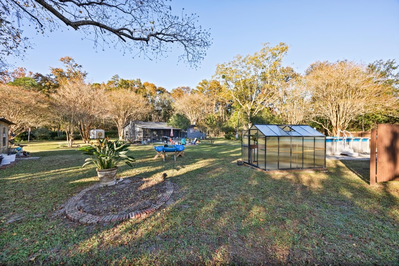 Pool View at 8983 Noroad, Jacksonville, FL 32210