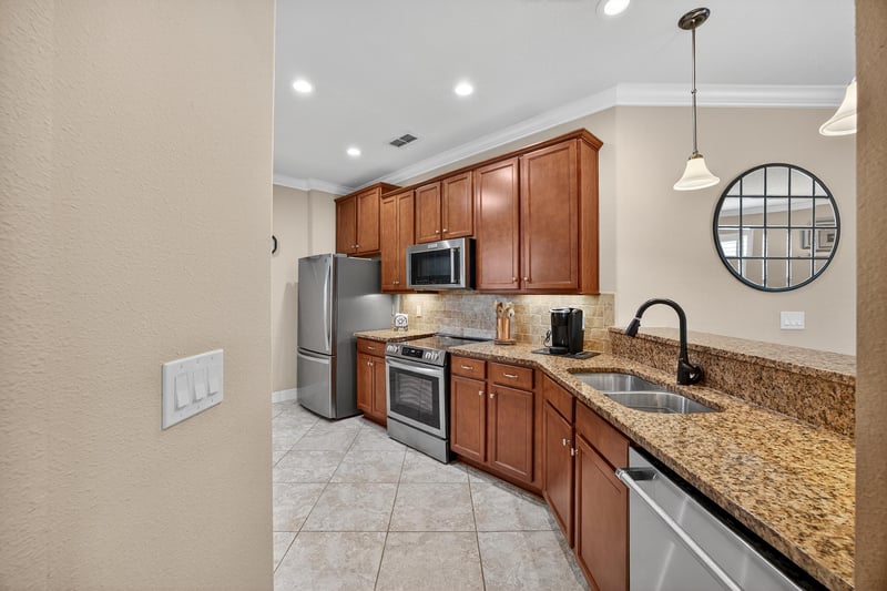 Kitchen at 11736 Surfbird Cir, Jacksonville, FL 32256