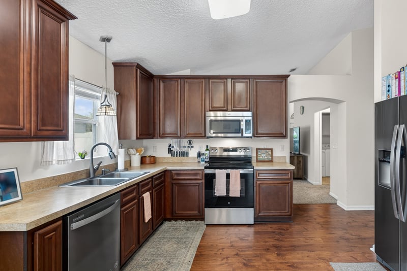 Photo 16 of 12387 Anarania Dr, Jacksonville, FL 32220, photographed by Megapixeler