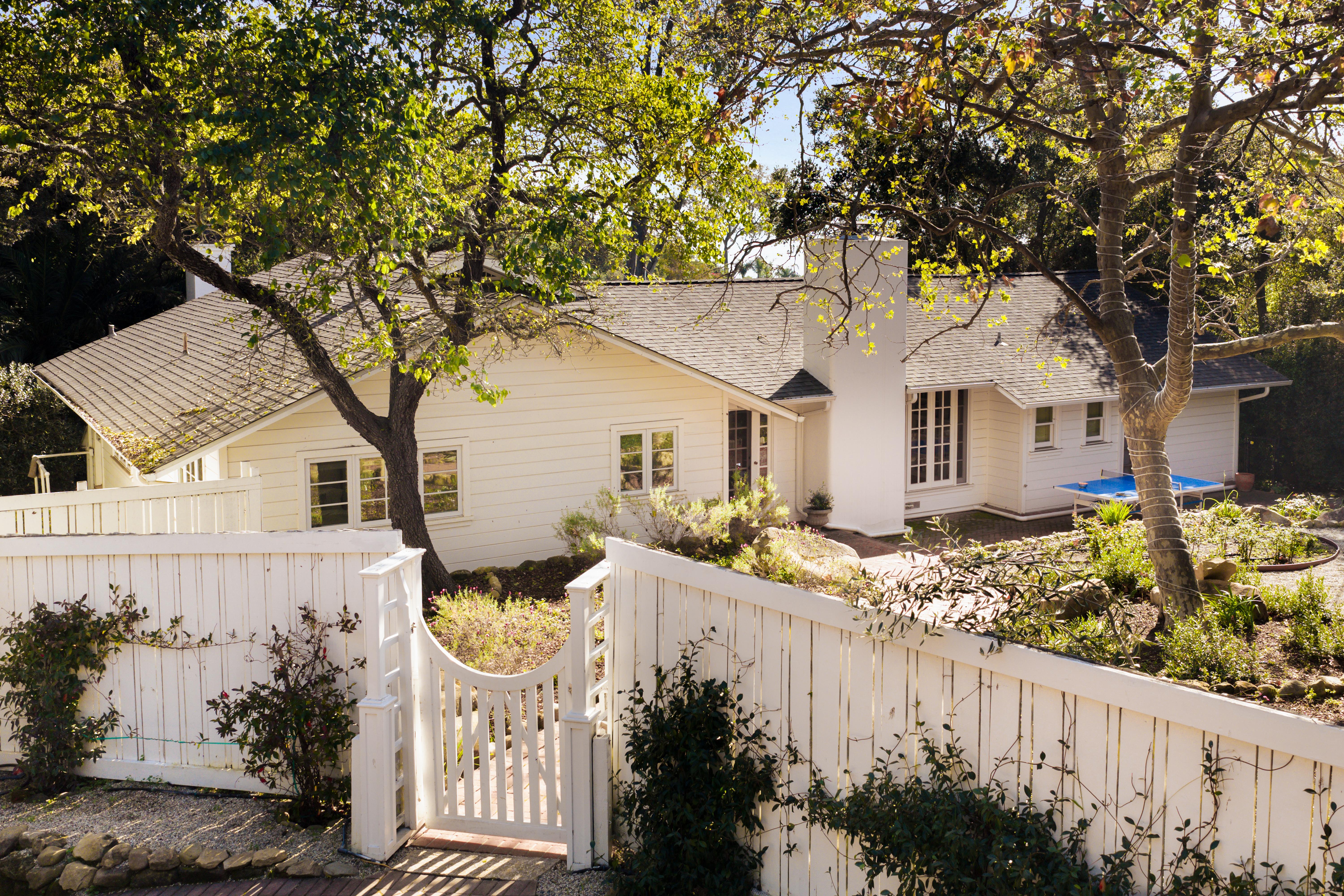 2915 Hidden Valley Ln — real estate photography by VirTour Media