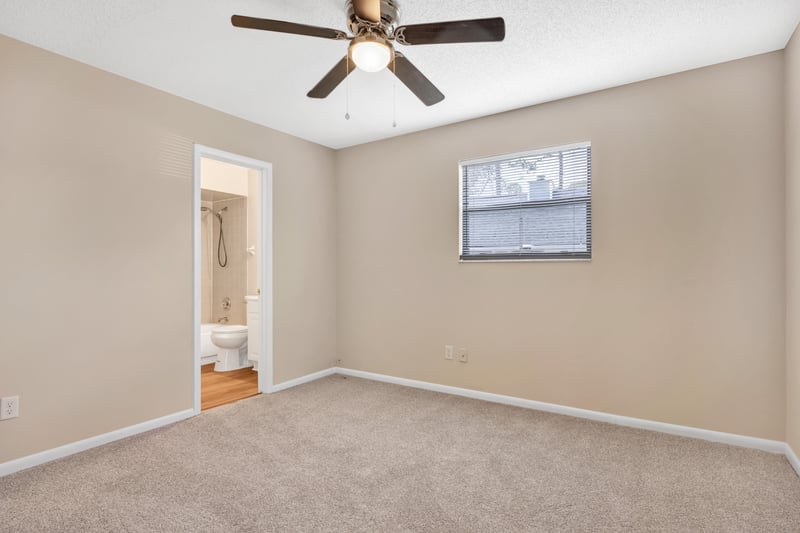 Photo 9 of 4351 Queensway Dr, Jacksonville, FL 32257, photographed by Megapixeler