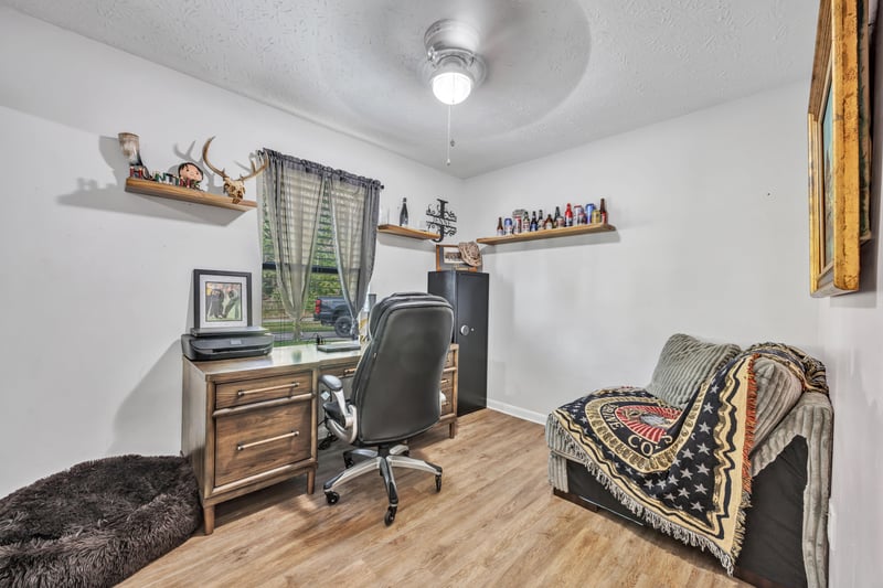 Photo 16 of 7946 Dalehurst Dr S, Jacksonville, FL 32277, photographed by Megapixeler