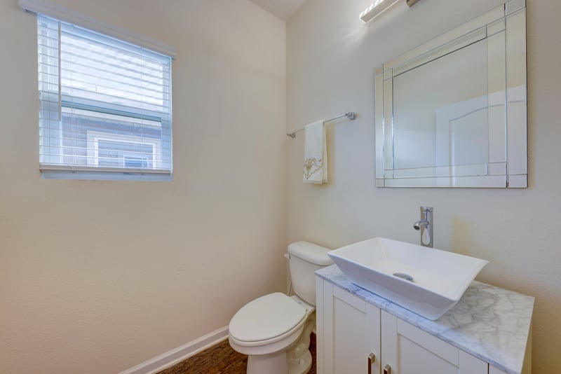 Photo 12 of 8166 Meadow Walk Ln, Jacksonville, FL 32256, photographed by Megapixeler