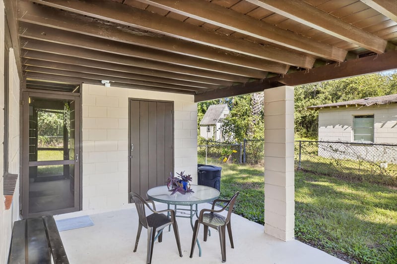 Photo 9 of 5261 Pennant Dr, Jacksonville, FL 32244, photographed by Megapixeler