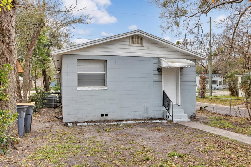 Photo 23 of 2037 W 13th St, Jacksonville, FL 32209, photographed by Megapixeler