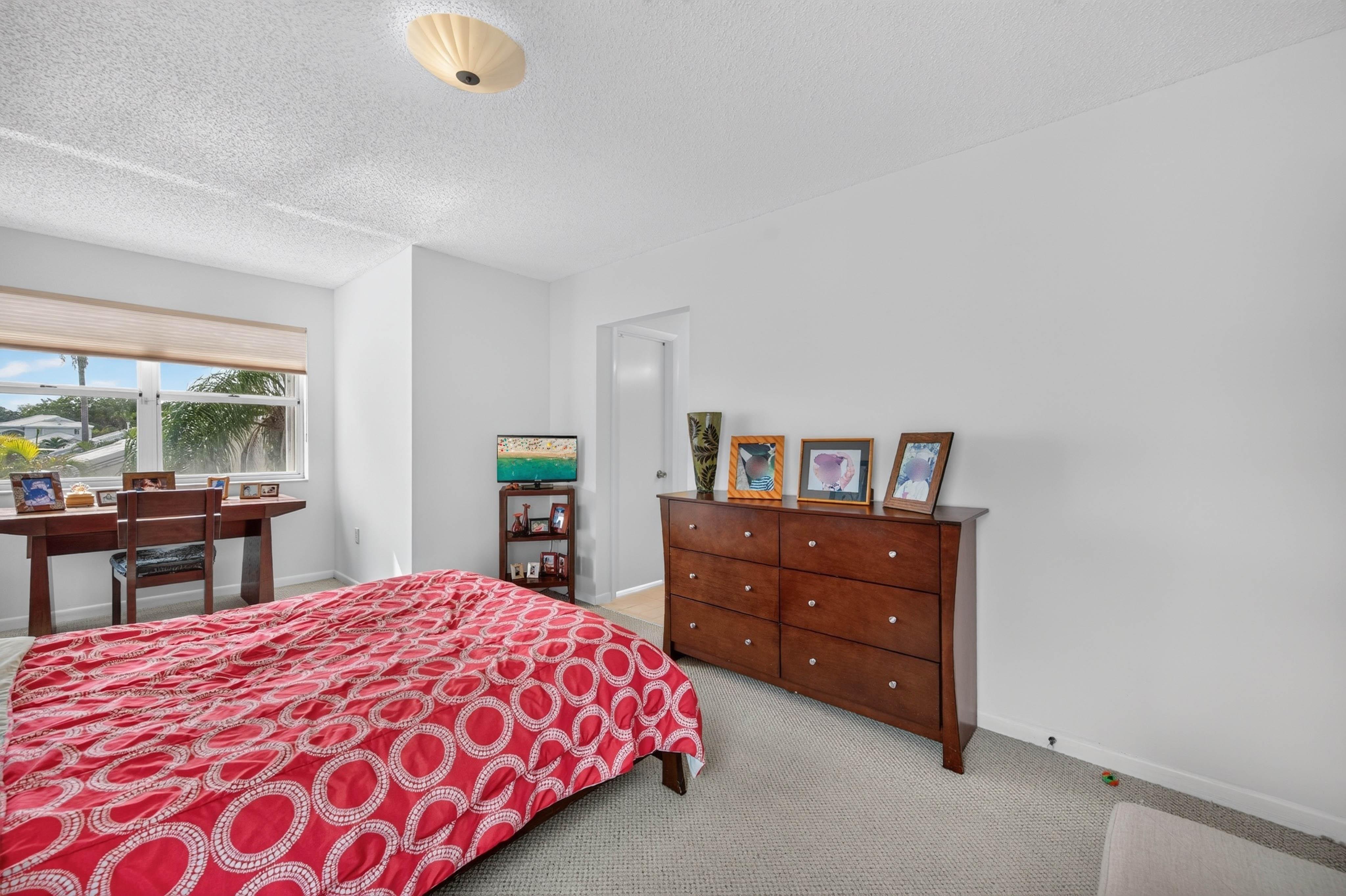 4766 SW 154th Ave, photo 32