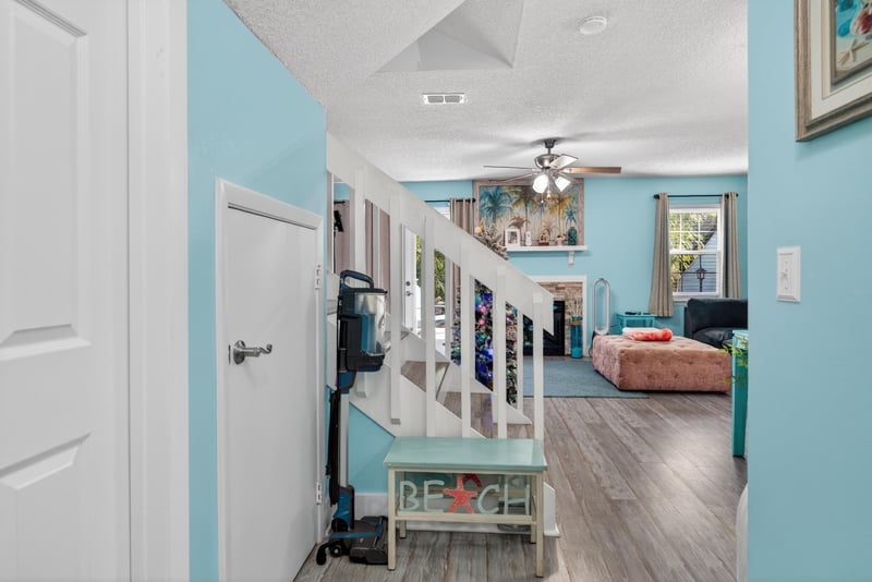 Photo 10 of 1505 Spindrift Cir W, Neptune Beach, FL 32266, photographed by Megapixeler