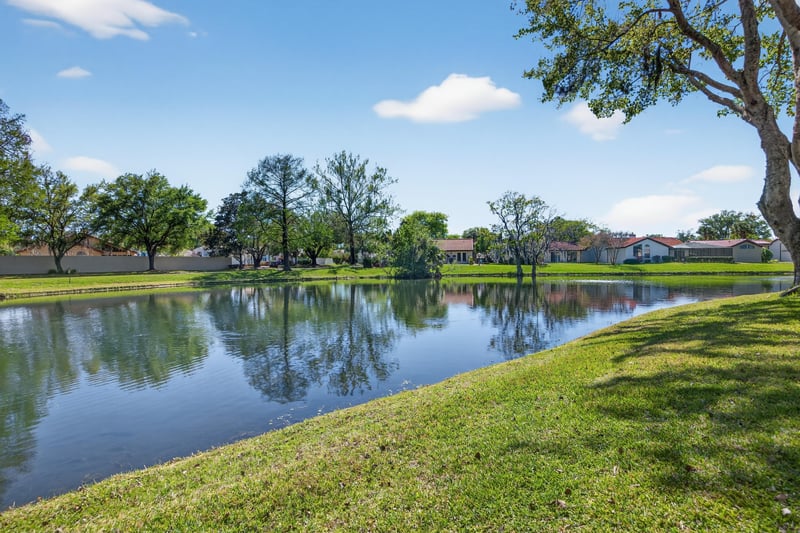 Photo 42 of 4119 Paloma Point Ct, Jacksonville, FL 32217, photographed by Megapixeler