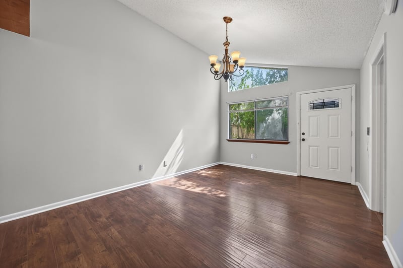 Photo 6 of 10711 Whispering Woods Pl #2, Jacksonville, FL 32246, photographed by Megapixeler