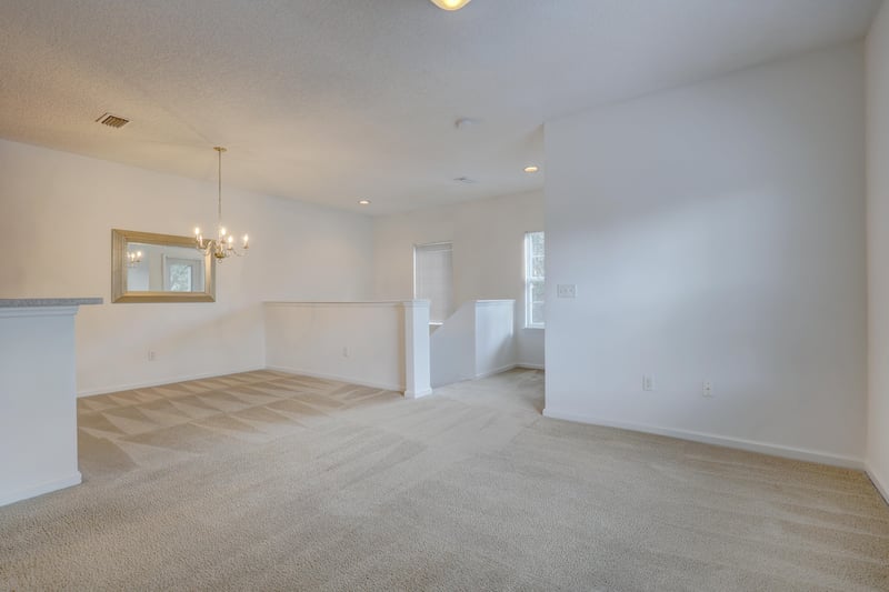Family Room at 12301 Kernan Forest Blvd unit 2106, Jacksonville, FL 32225