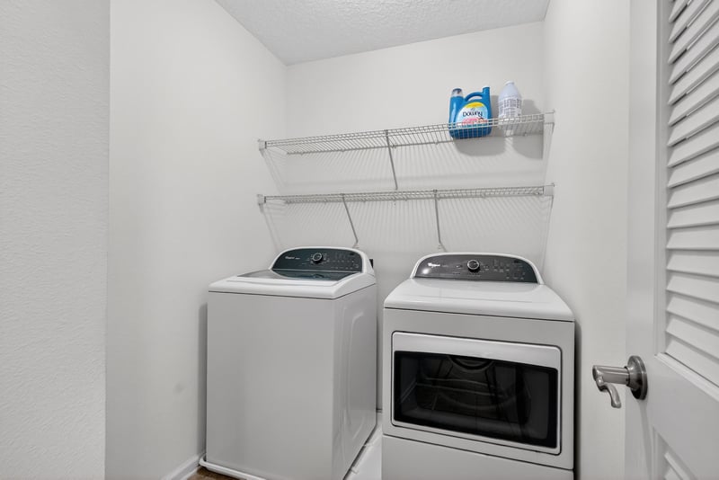 Laundry at 3698 American Holly Rd, Jacksonville, FL 32226