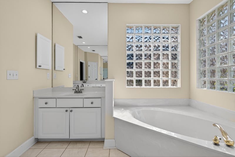 Primary Bath at 577 Hunters Grove Ct, Orange Park, FL 32073