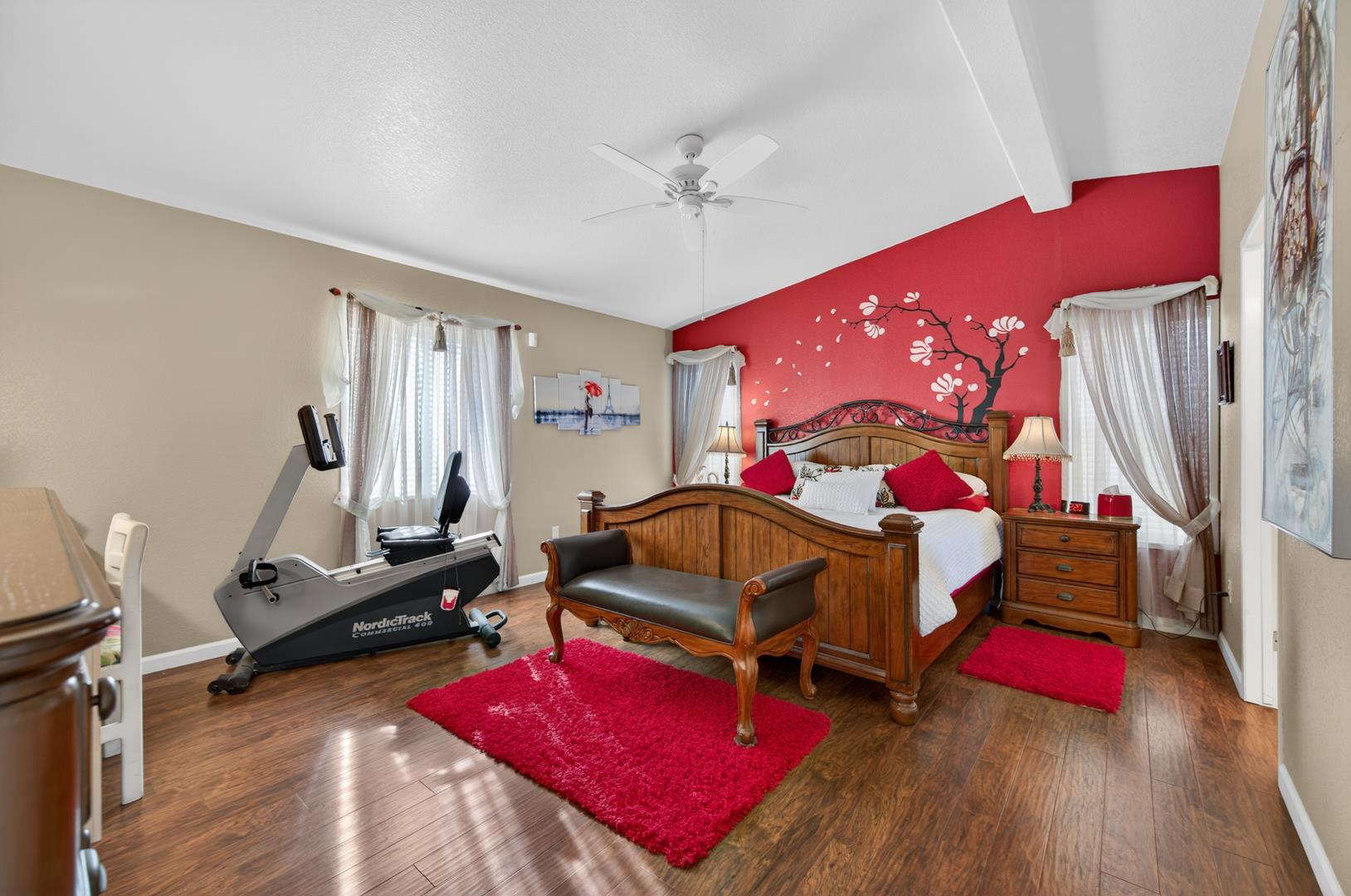 105 W Herndon #3, photo 30