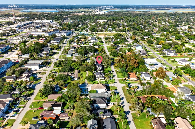 Aerial view of surrounding neighborhood streets in Jacksonville Beach, FL