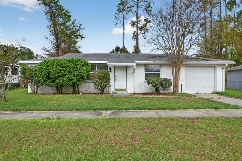 Photo 1 of 726 Perryman Ln W, Jacksonville, FL 32221, photographed by Megapixeler