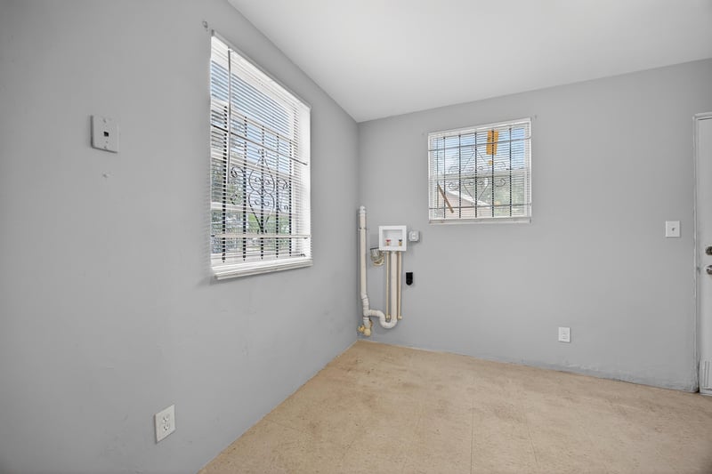 Photo 32 of 3811 Chase Ave, Jacksonville, FL 32209, photographed by Megapixeler