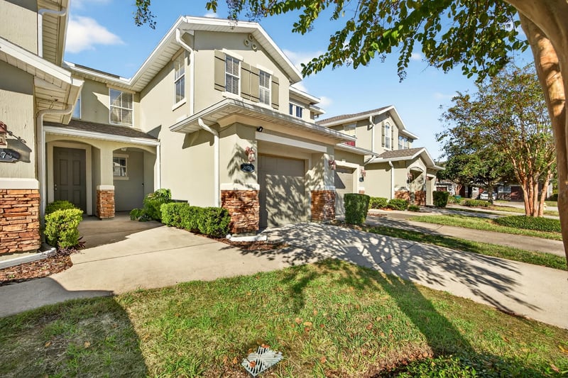 Photo 2 of 8875 Inlet Bluff Dr, Jacksonville, FL 32216, photographed by Megapixeler