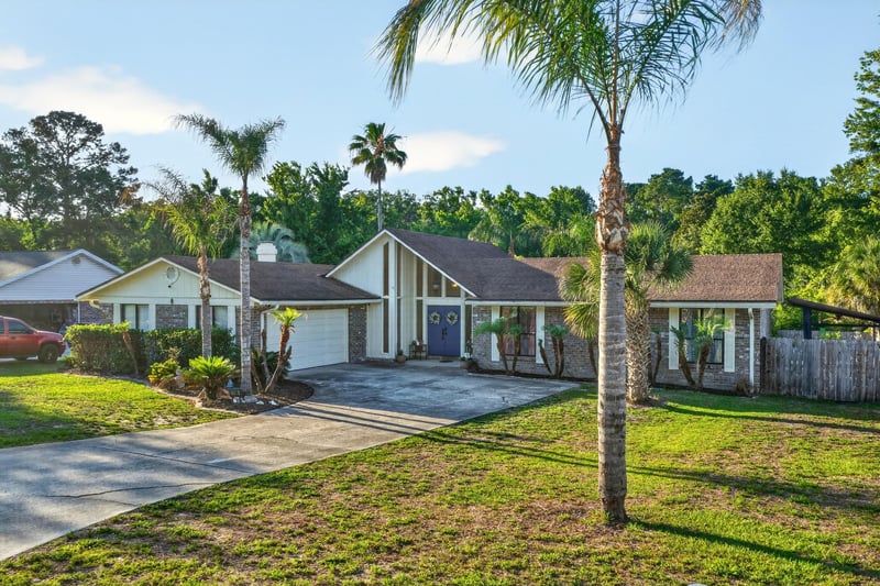Photo 89 of 2556 Bottomridge Dr, Orange Park, FL 32065, photographed by Megapixeler