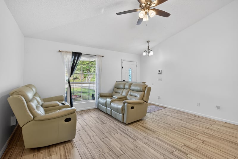 Photo 7 of 4405 Charles Bennett Dr, Jacksonville, FL 32225, photographed by Megapixeler