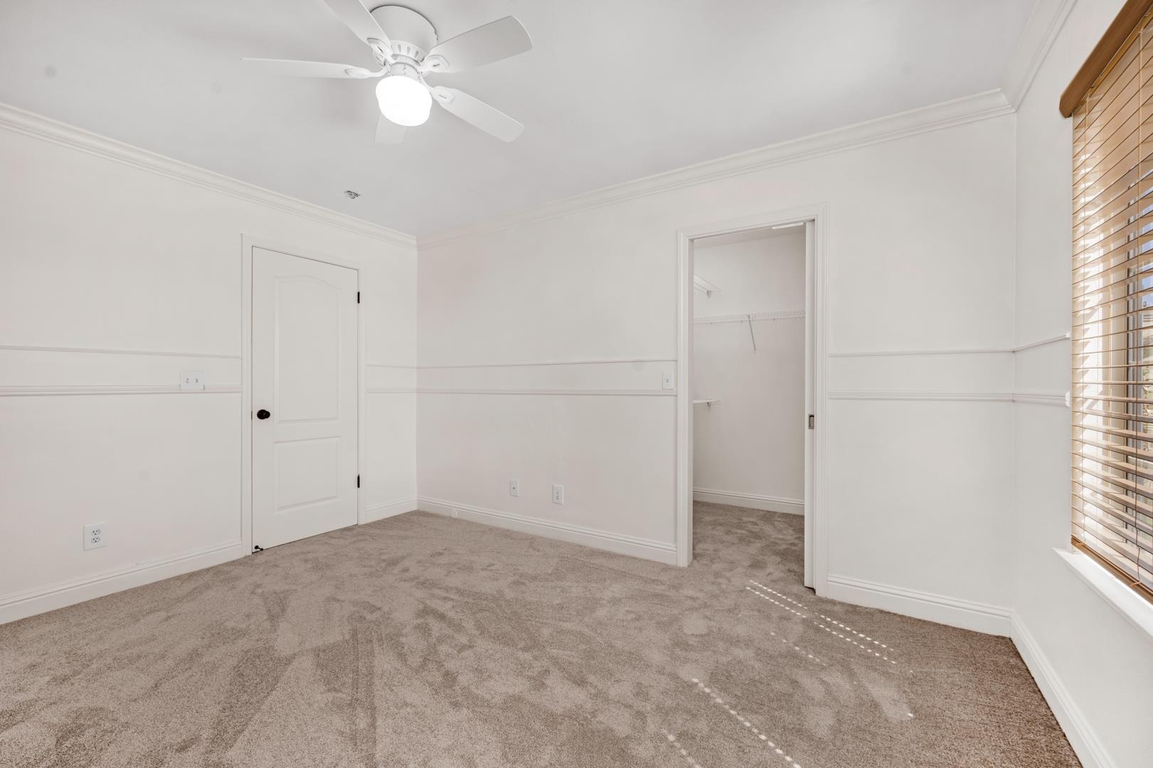 1922 Backowski Ave, photo 40