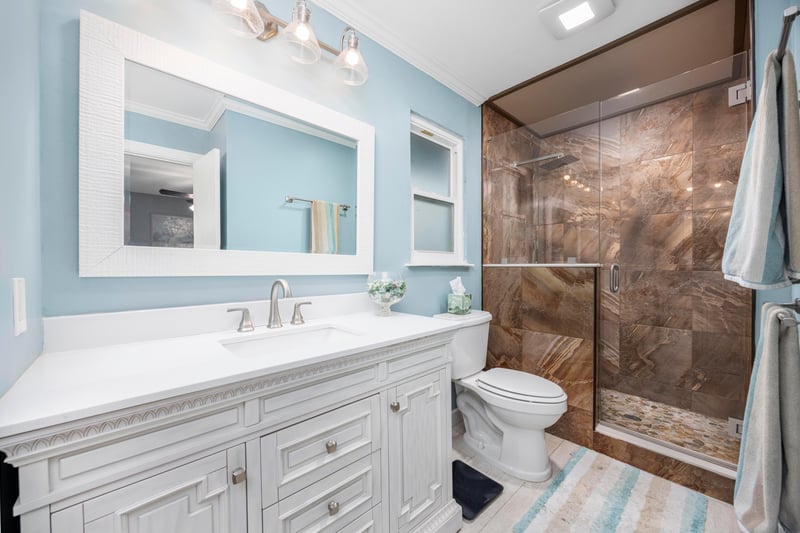 Bathroom C at 3346 Royal Palm Dr, Jacksonville, FL 32250
