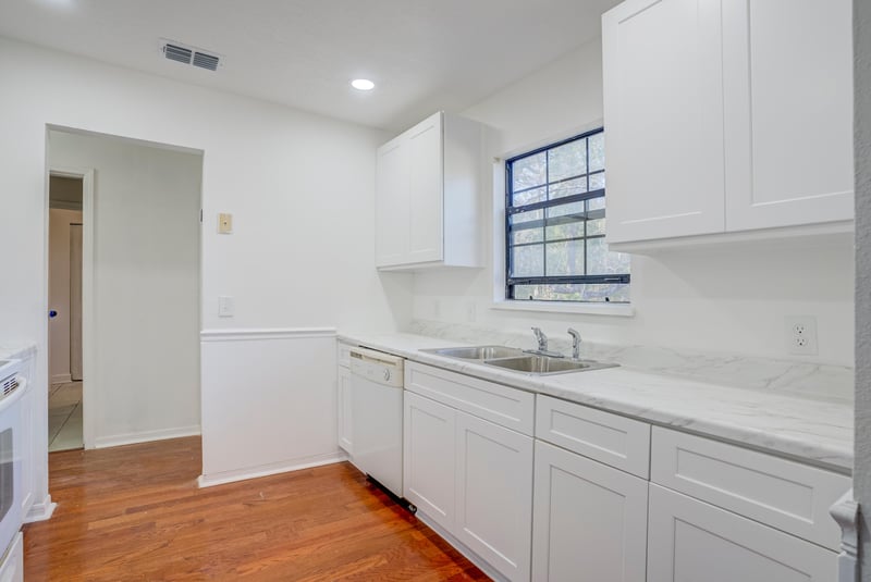 Photo 5 of 726 Plainfield Ave, Orange Park, FL 32073, photographed by Megapixeler