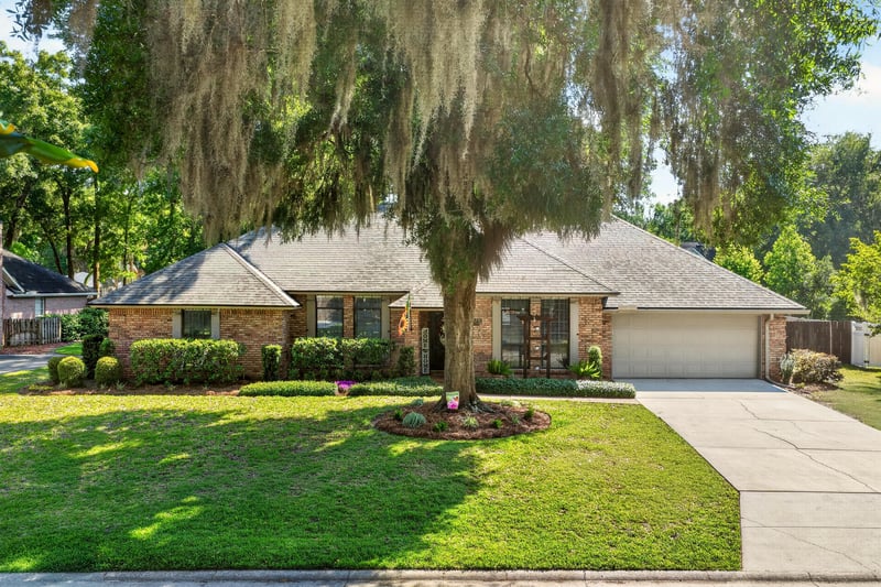 Photo 4 of 13832 Carters Grove Ln, Jacksonville, FL 32223, photographed by Megapixeler