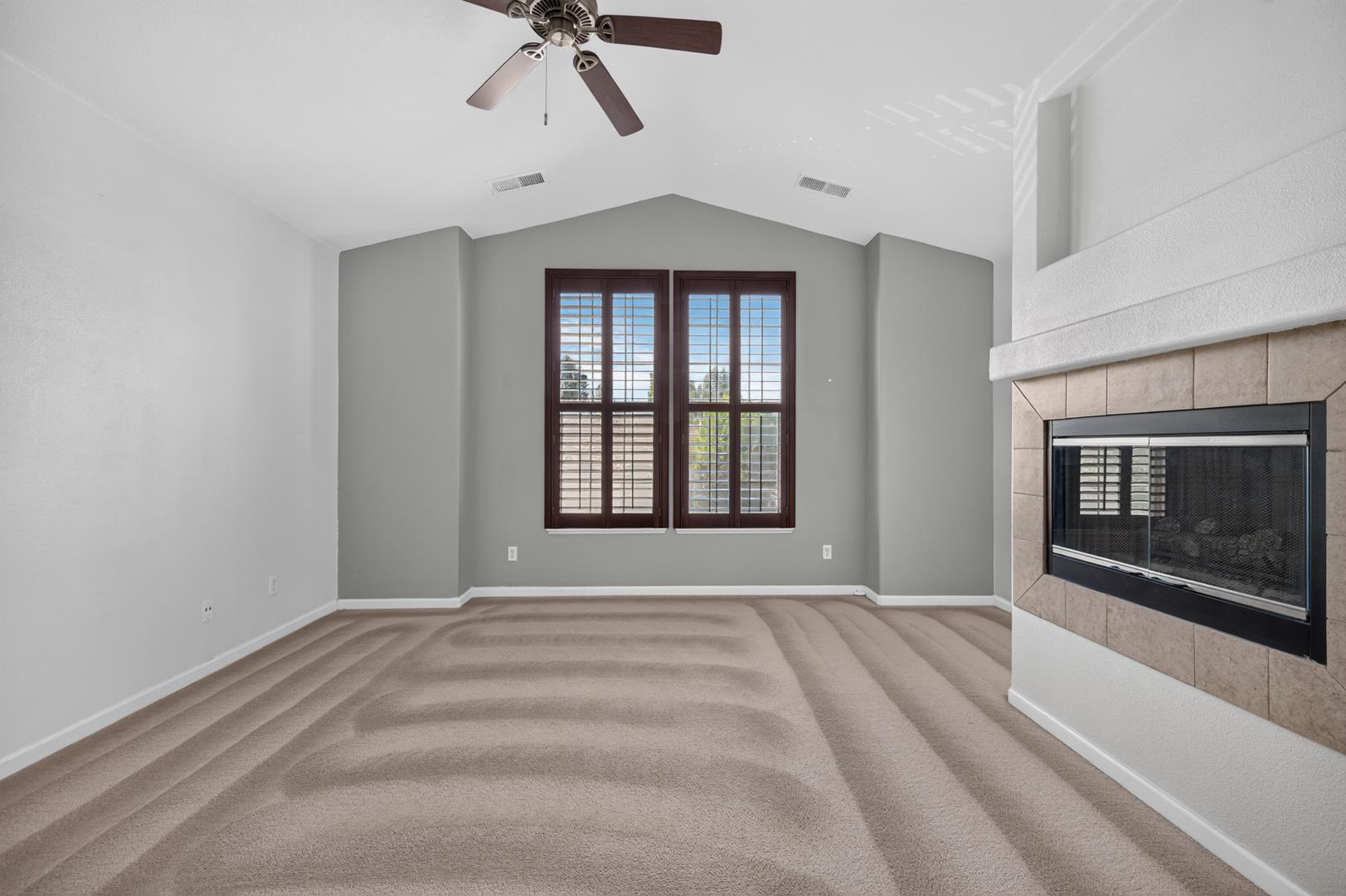 1114 E Oakmont Ave, photo 54