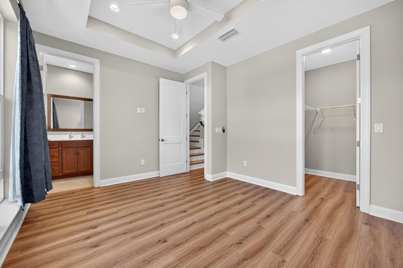 Photo 41 of 1610 Lang Ct, Jacksonville, FL 32207, photographed by Megapixeler