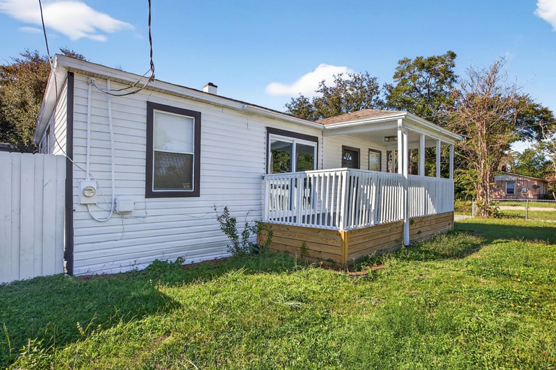 Photo 5 of 5202 Birkenhead Rd, Jacksonville, FL 32210, photographed by Megapixeler
