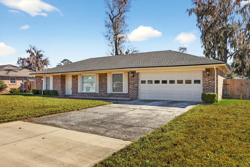 Photo 4 of 1546 Dolphin St N, Orange Park, FL 32073, photographed by Megapixeler