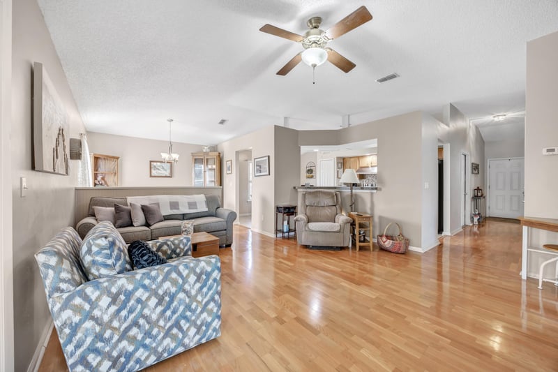Photo 7 of 183 Mayall Dr, Jacksonville, FL 32220, photographed by Megapixeler