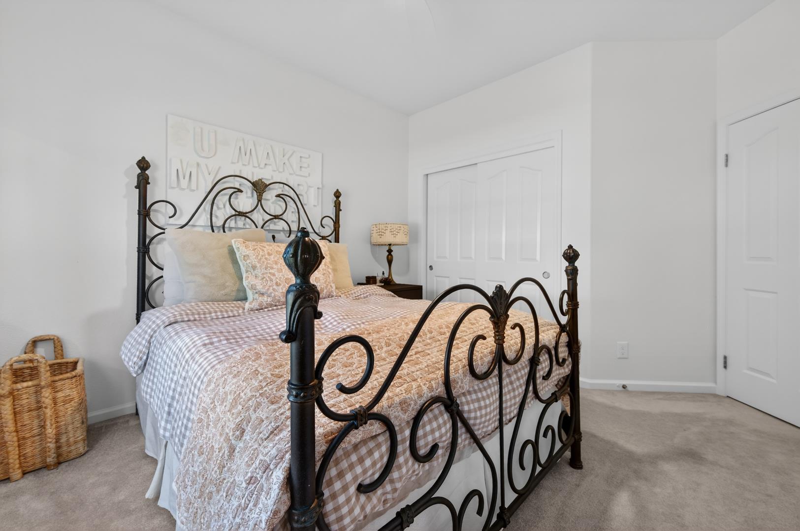 1555 Taylor Ln, photo 38