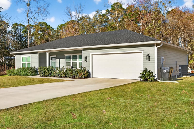 Photo 3 of 2309 Indigo Ave, Middleburg, FL 32068, photographed by Megapixeler