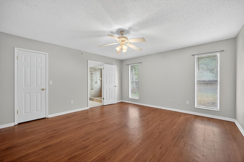 Photo 14 of 4294 Tanglewilde Dr S, Jacksonville, FL 32257, photographed by Megapixeler