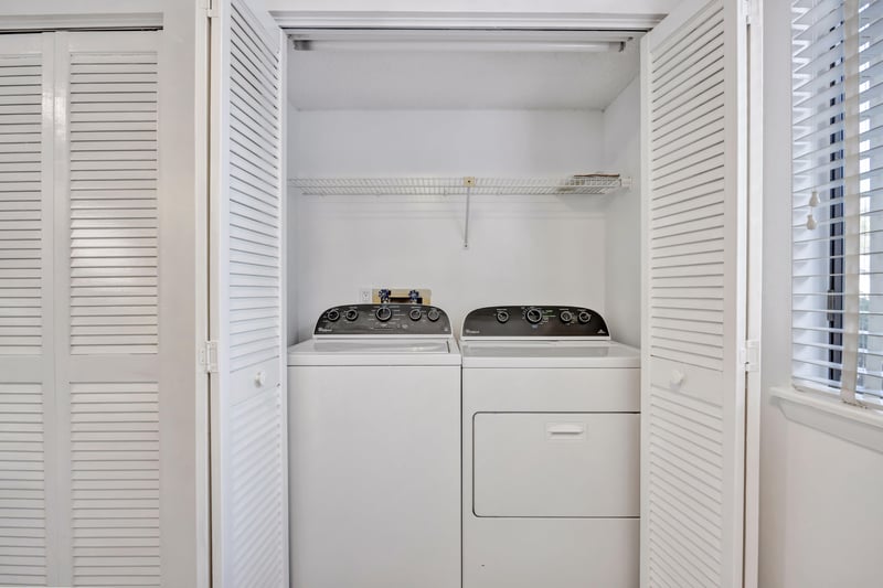 Photo 26 of 9360 Craven Rd unit 301, Jacksonville, FL 32257, photographed by Megapixeler