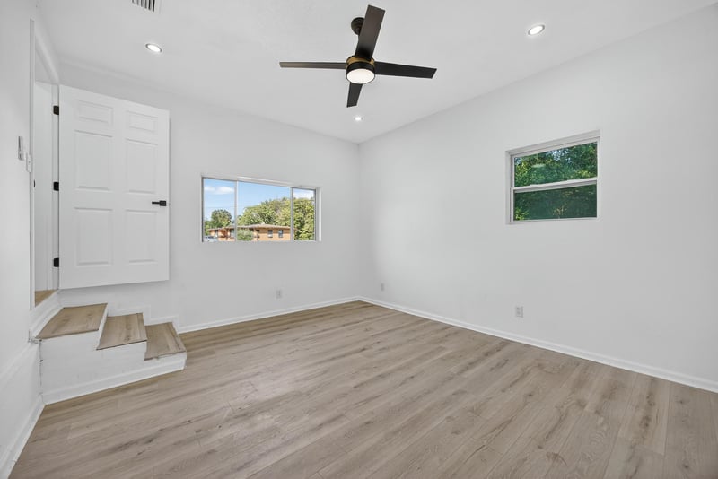 Photo 19 of 1824 Rugby Rd, Jacksonville, FL 32208, photographed by Megapixeler