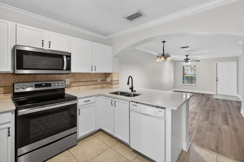 Photo 16 of 730 Ginger Mill Dr, Jacksonville, FL 32259, photographed by Megapixeler