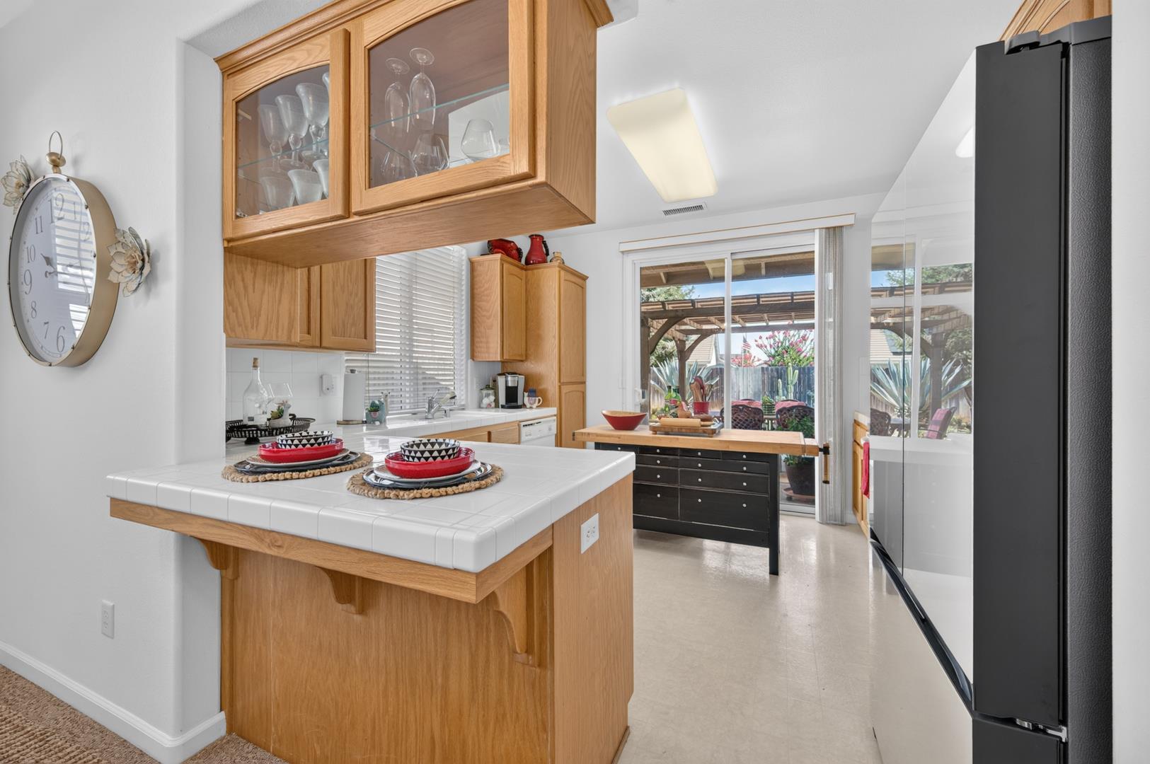 337 Village Dr, photo 43