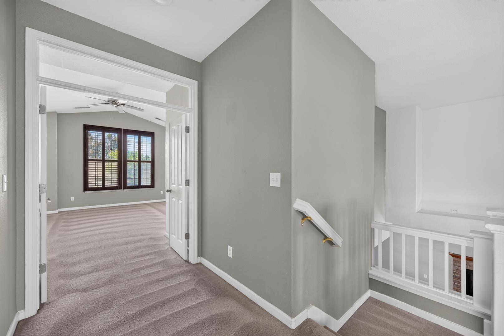 1114 E Oakmont Ave, photo 53