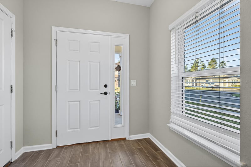 Interior Entrance at 75598 Blackbird Dr, Yulee, FL 32097