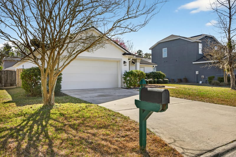 Photo 4 of 526 Arborwood Dr, Jacksonville, FL 32218, photographed by Megapixeler