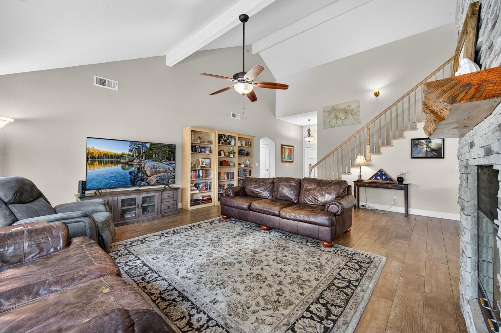 6367 N Selland Ave, photo 18