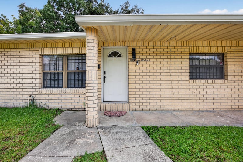Photo 4 of 5216 Doncaster Ave, Jacksonville, FL 32208, photographed by Megapixeler