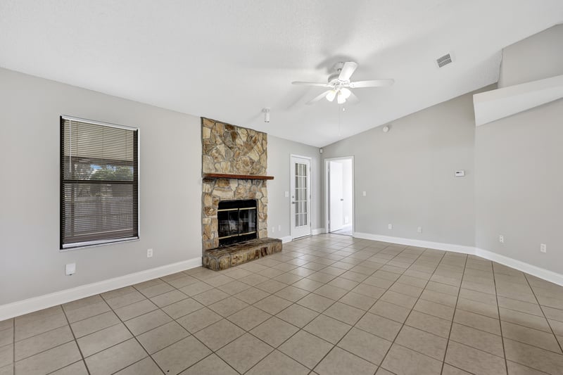Photo 9 of 1579 Ibis Dr, Orange Park, FL 32065, photographed by Megapixeler