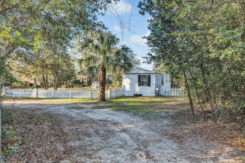 Photo 70 of 32 Neighbors Cove Rd unit b, Orange Park, FL 32065, photographed by Megapixeler