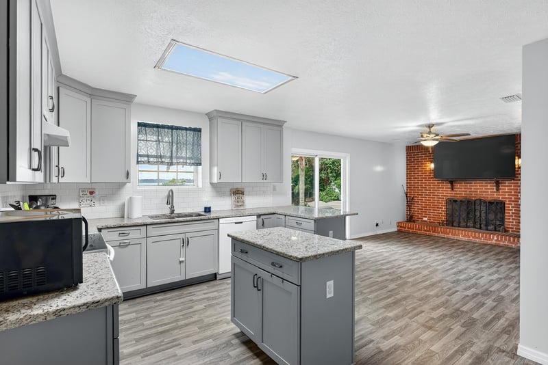 Photo 22 of 4429 Cedar Rd, Orange Park, FL 32065, photographed by Megapixeler